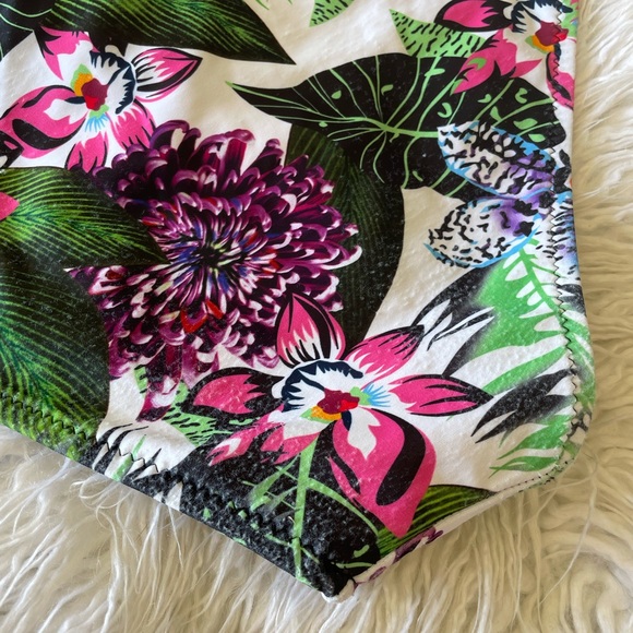 XXL Tropical / Floral Print Moderate Coverage Bikini Bottom - Picture 4 of 5